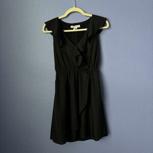 BCBGeneration Ruffle Front Dress Black V Neck Mini Sleeveless Dark Academia LBD